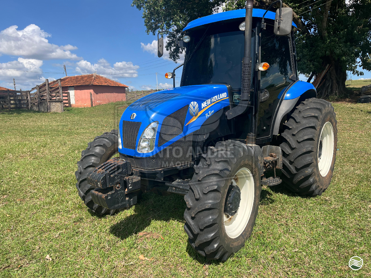TRATOR NEW HOLLAND NEW TL5.100 Tração 4x4 Santo André Máquinas PIRASSUNUNGA SÃO PAULO SP
